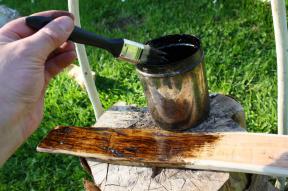 Sealing the wood with birch tar